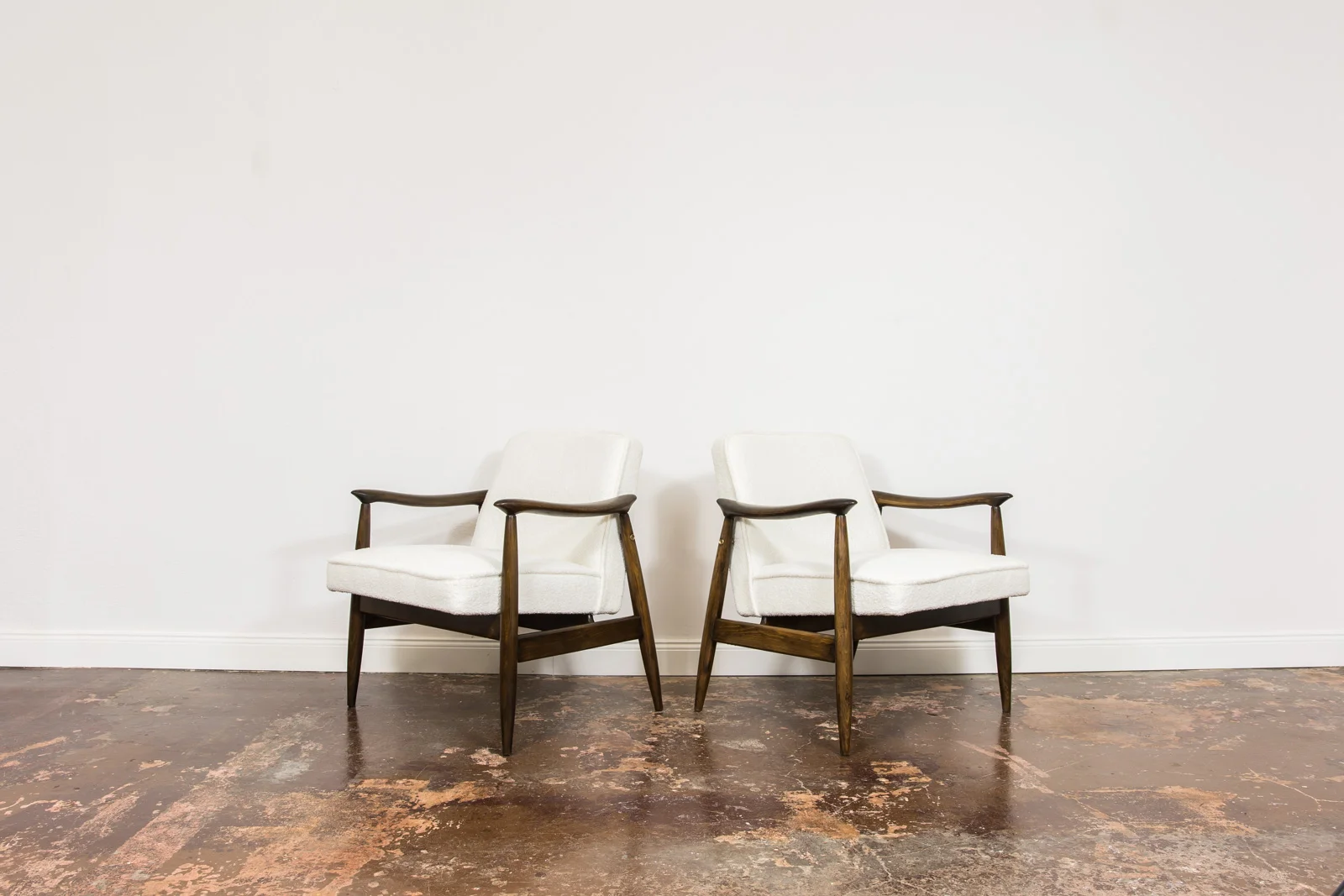 Pair of GFM-87 Armchairs Designed by Juliusz Kędziorek, Gościcińska Fabryka Mebli, Poland, 1960s