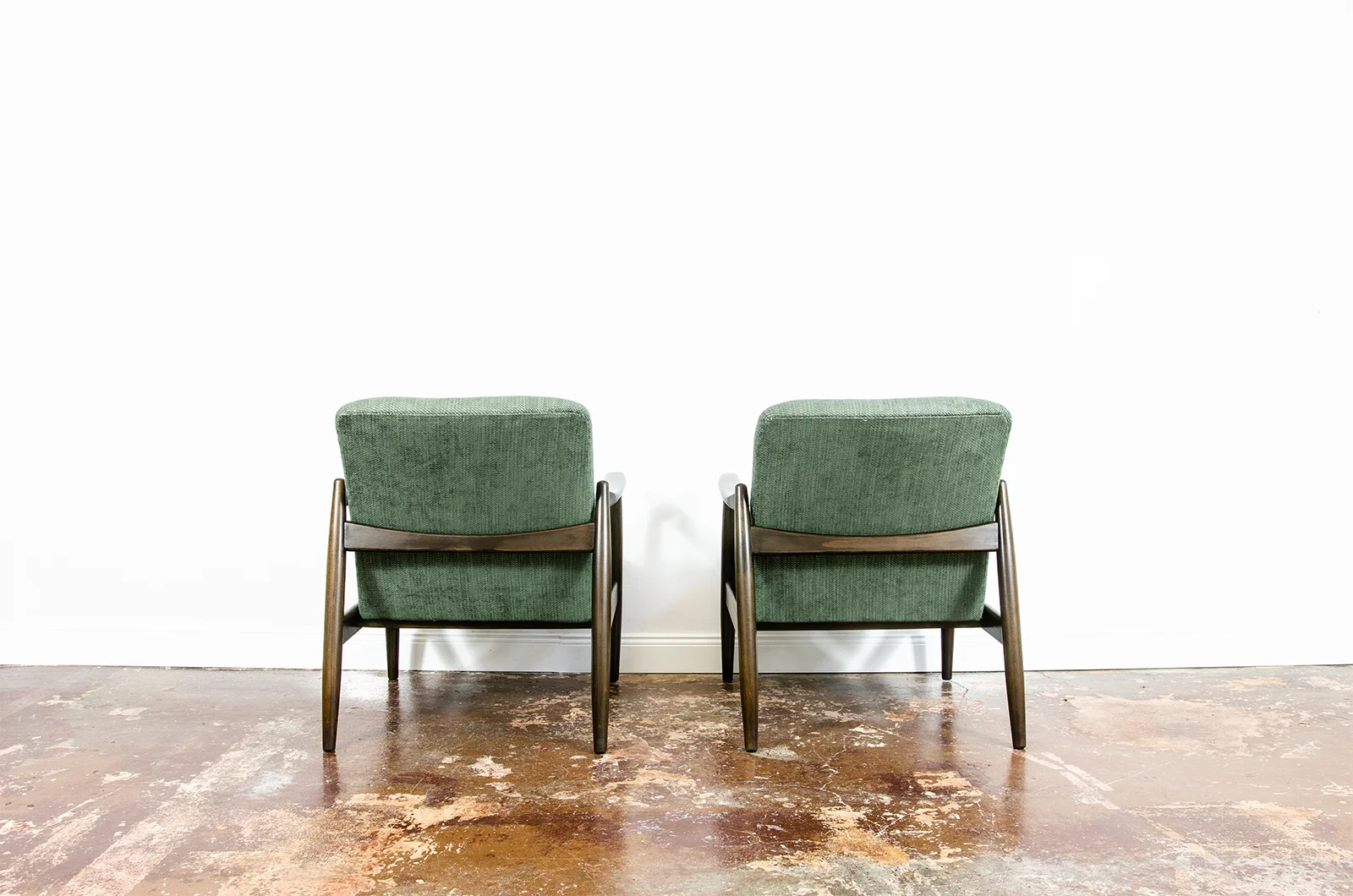 Pair of GFM-64 armchairs designed by Edmund Homa, Gościcińska Fabryka Mebli, Poland, 1960s