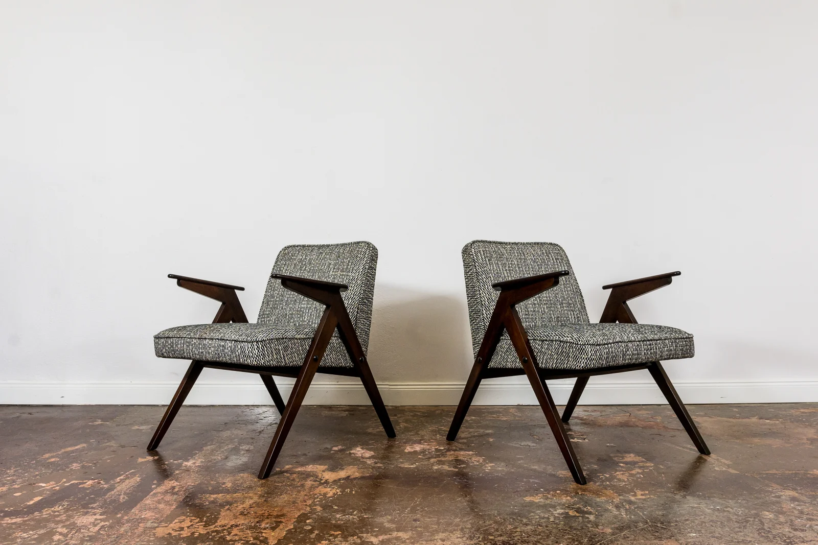 Pair of “Bunny” type 300-177 armchairs, Dolnośląska Fabryka Mebli, Poland, 1970s