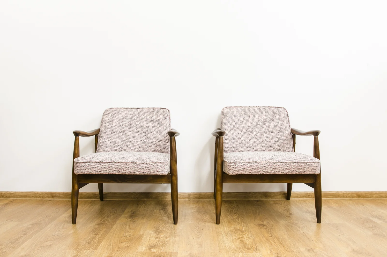 Pair of GFM-87 Armchairs by Juliusz Kędziorek, Gościcińska Fabryka Mebli, Poland, 1960s