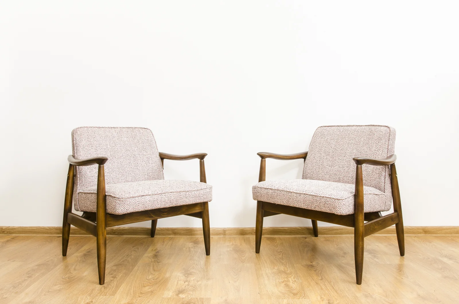Pair of GFM-87 Armchairs by Juliusz Kędziorek, Gościcińska Fabryka Mebli, Poland, 1960s