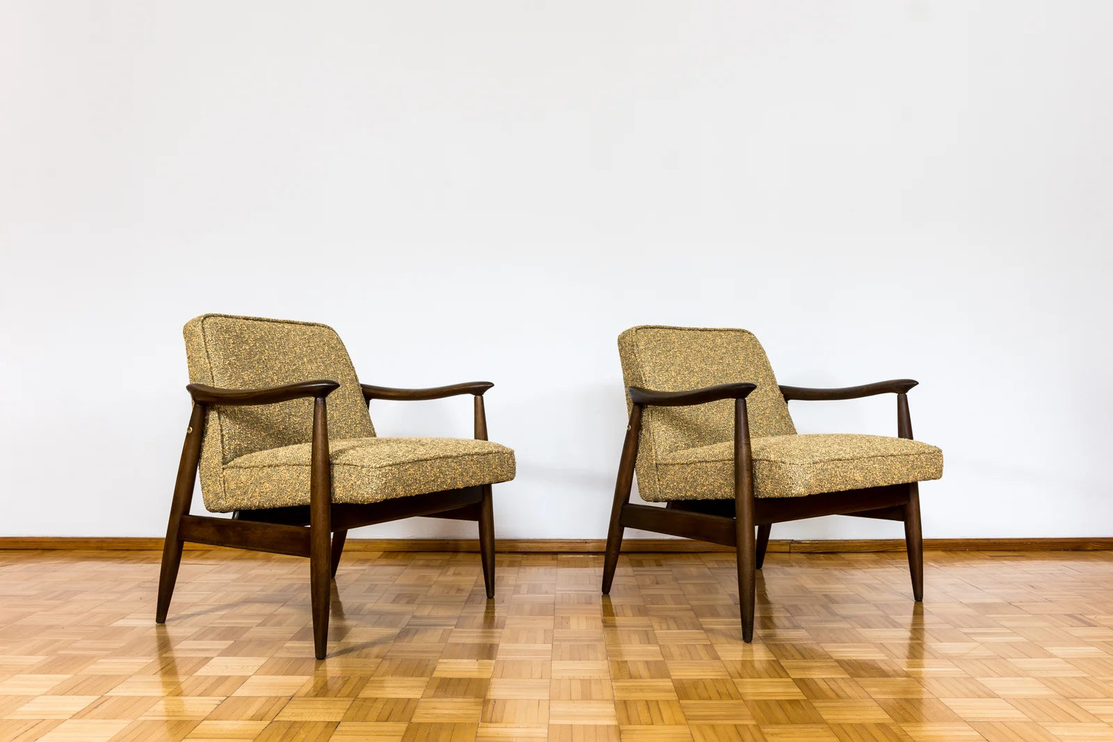 Pair of GFM-87 armchairs, designed by Juliusz Kędziorek, Gościcińska Fabryka Mebli, Poland, 1960s