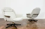 Pair of B7041 swivel armchairs, Zakłady Przemysłu Meblarskiego w Radomsku, Poland, 1970s