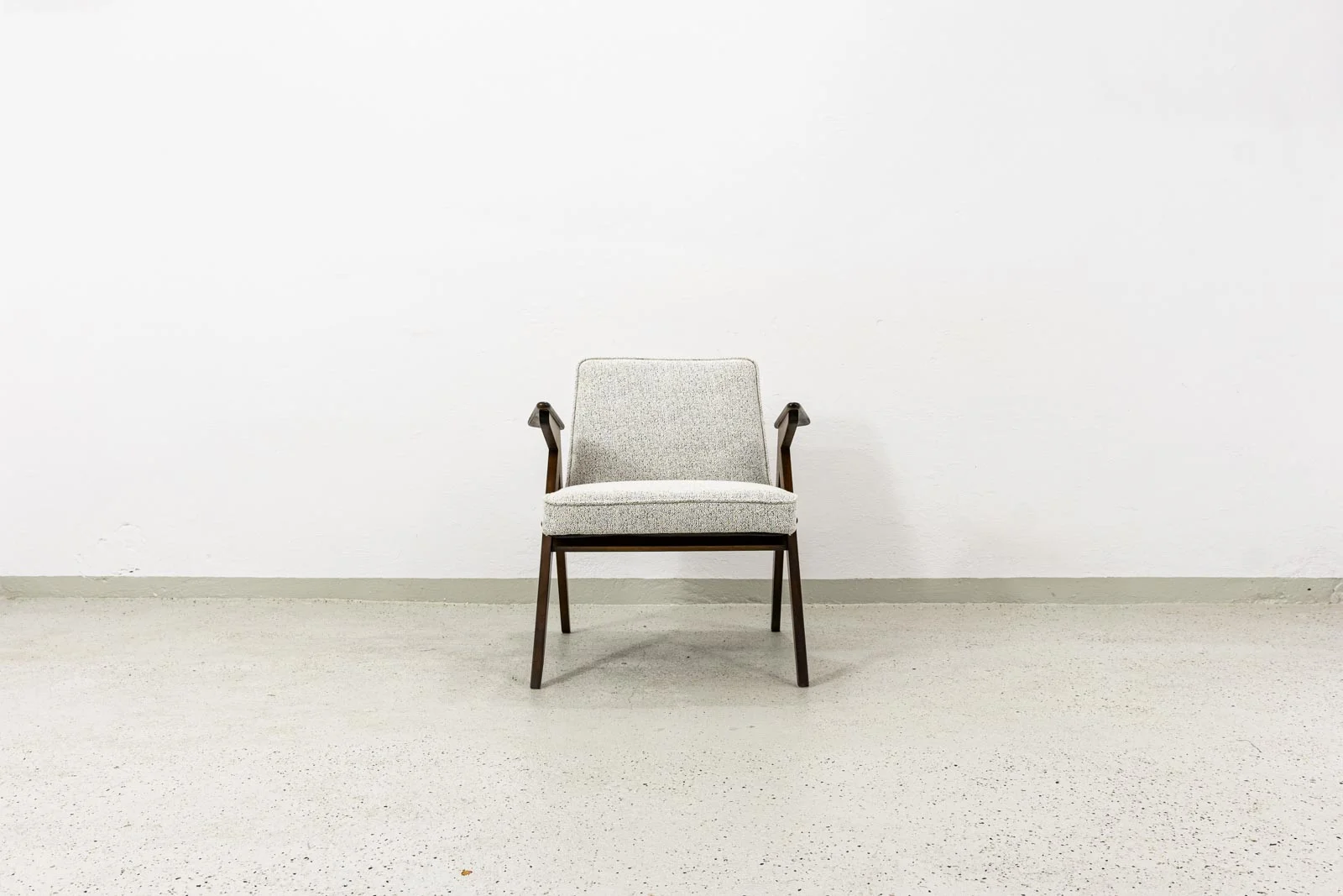 4 “Bunny” Armchairs, Model 300-177, Dolnośląska Fabryka Mebli, Poland, 1970s