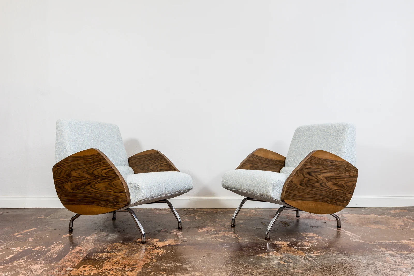 Pair of 360 armchairs, designed by Janusz Różański, Poland, 1960s