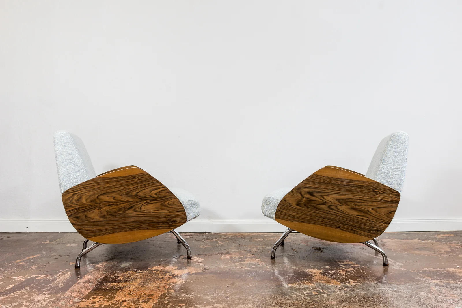 Pair of 360 armchairs, designed by Janusz Różański, Poland, 1960s
