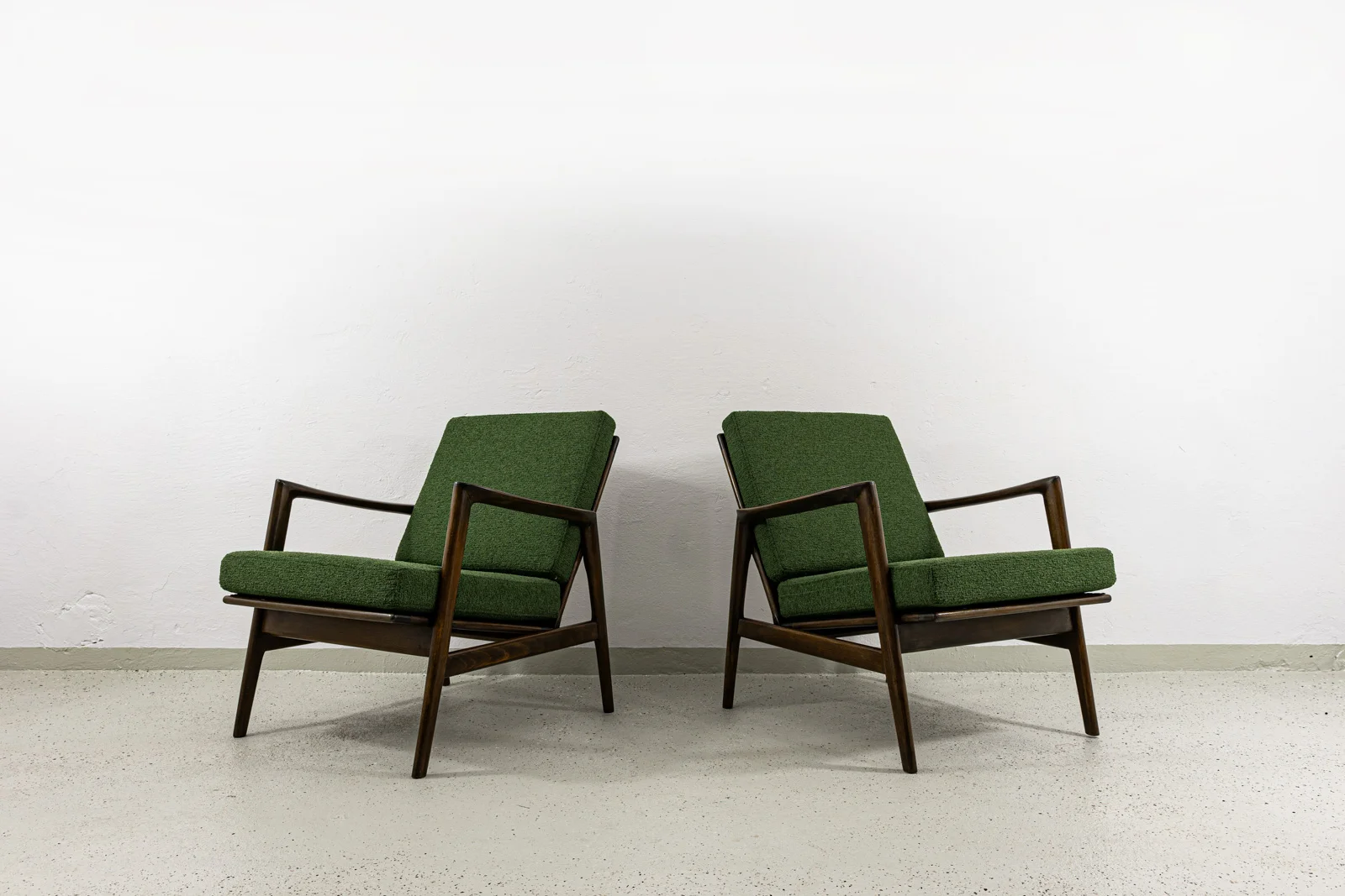 Pair of “Stefan” Armchairs, Type 300-139, Swarzędzkie Fabryki Mebli, Poland, 1960s