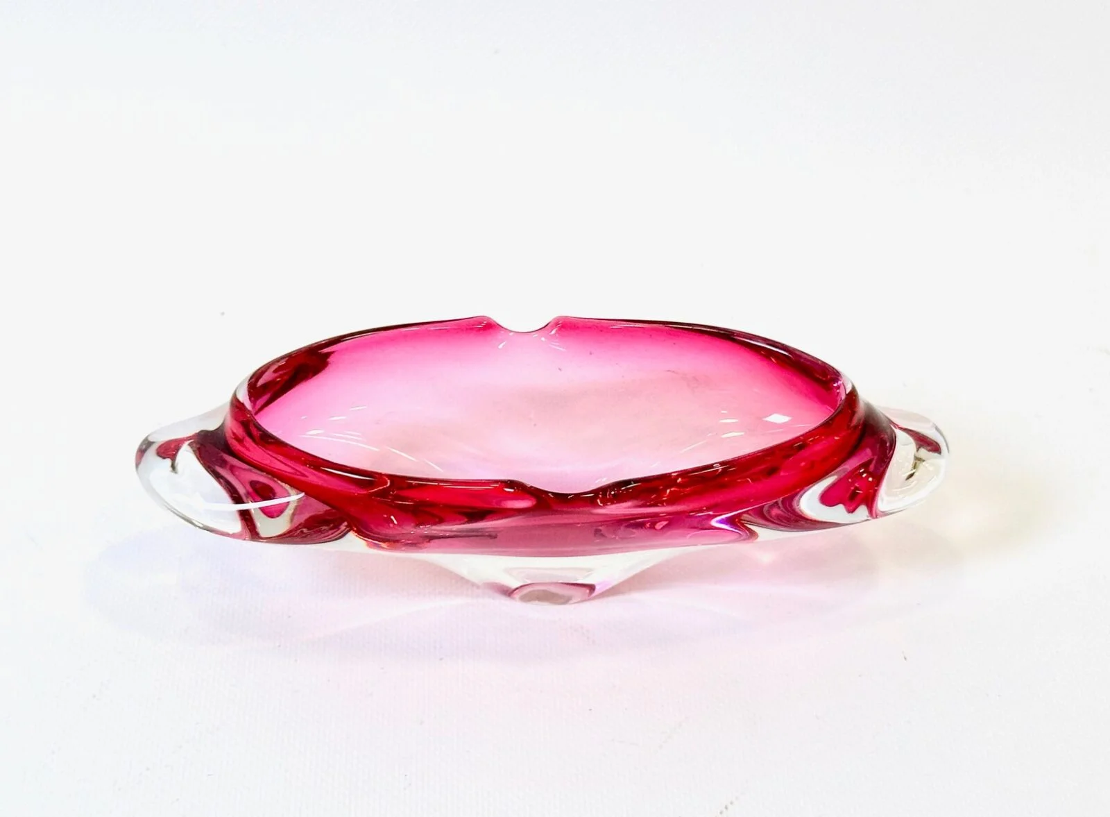 Glass ashtray designed by Miloslav Klinger, Železný Brod, Czechoslovakia, 1960s