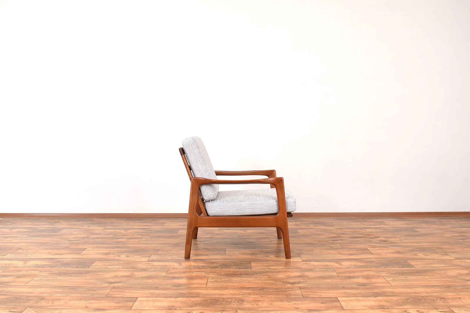 Vintage armchair, designed by Illum Wikkelsø, Denmark, 1960s
