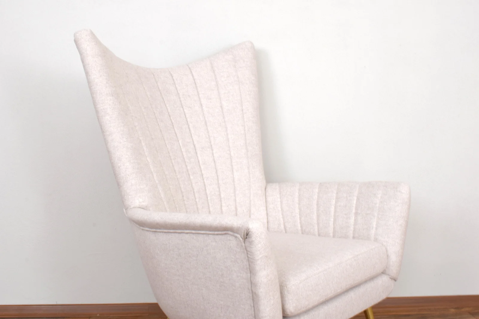 Wingback armchair, Italy, 1960s