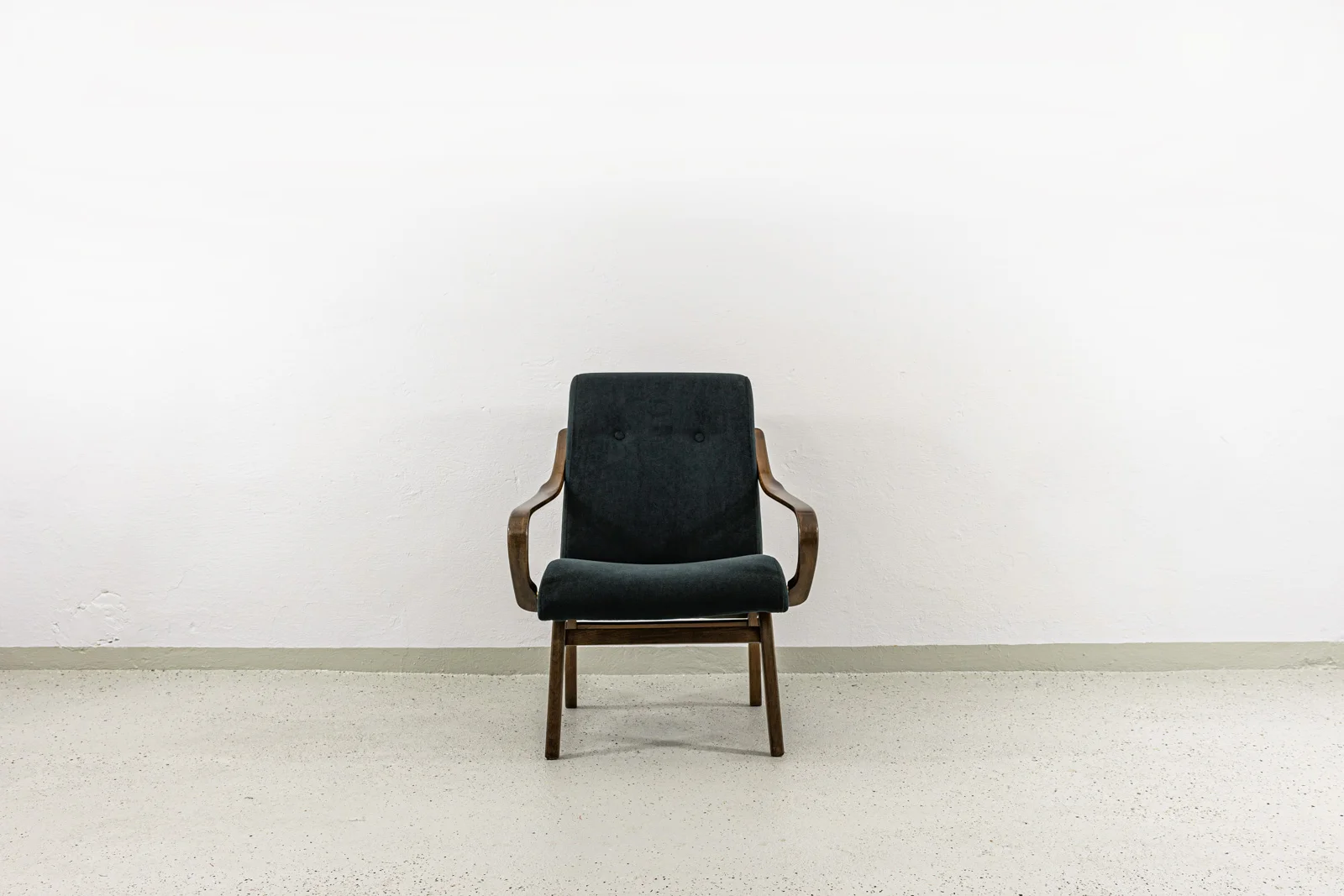 Armchair designed by Jaroslav Šmidek, TON, Czechoslovakia, 1960s