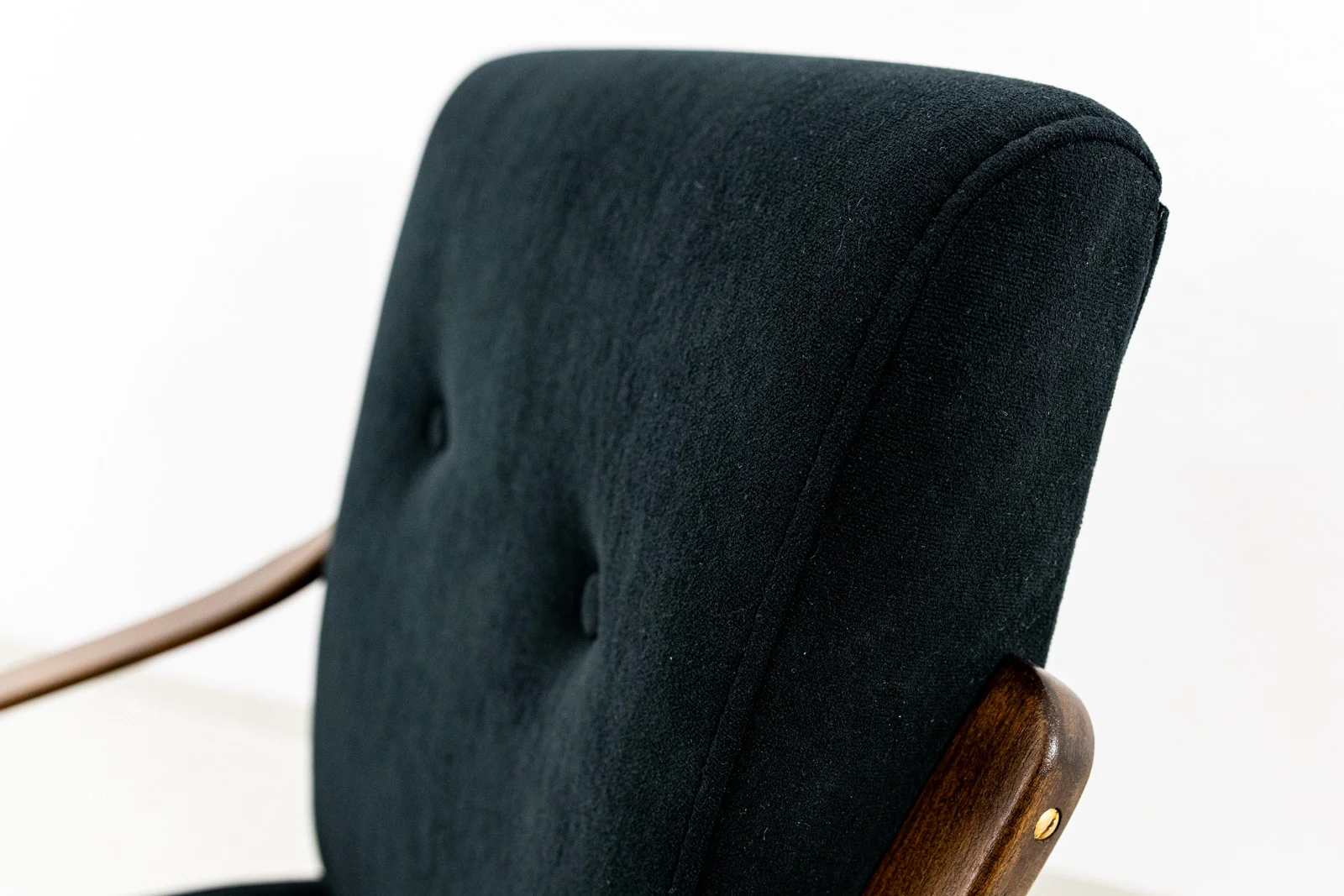 Armchair designed by Jaroslav Šmidek, TON, Czechoslovakia, 1960s