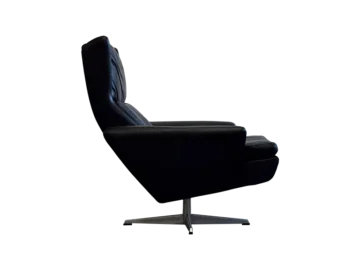 Leather armchair, designed by G. Thams, Denmark, 1960s/70s