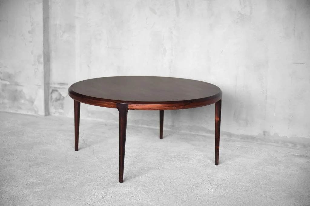 Round rosewood coffee table No. 283, designed by J. Andersen, C.F.C. Silkebørg, Denmark, 1960s