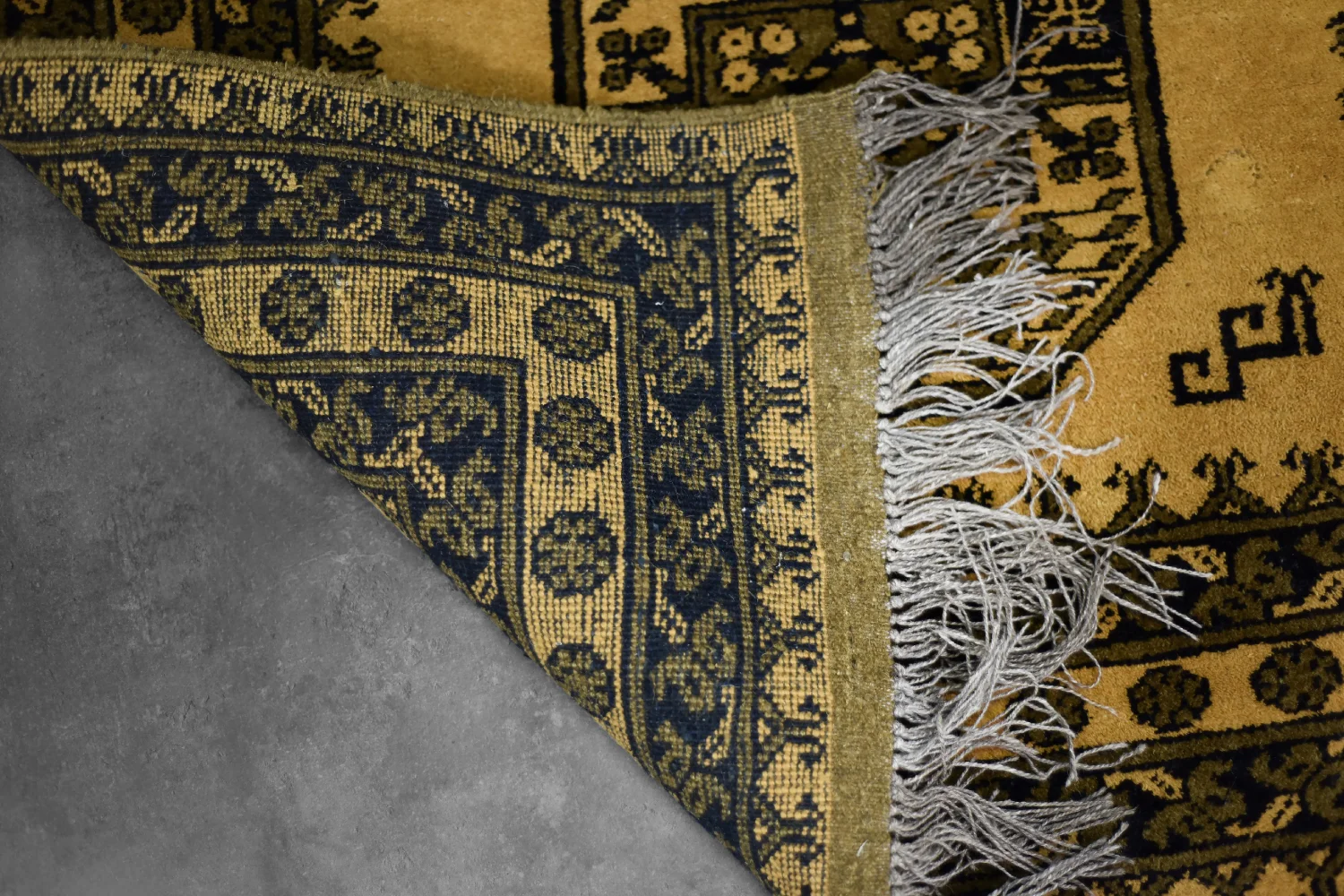 Afghan Gold Ersari Oriental Rug, Afghanistan, 1930s