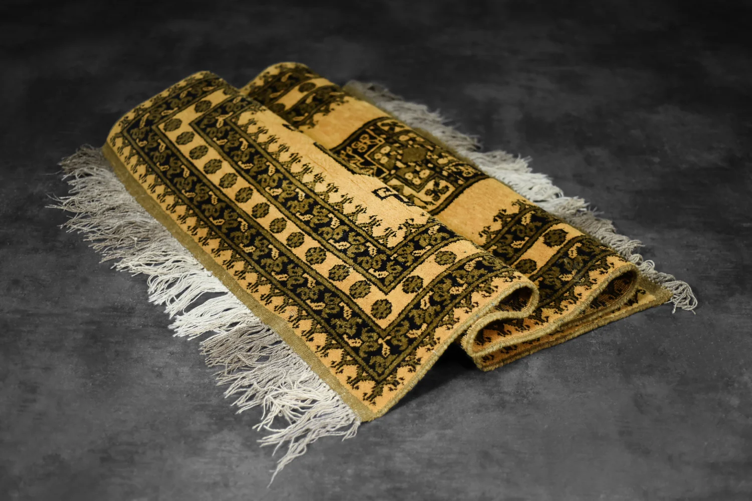 Afghan Gold Ersari Oriental Rug, Afghanistan, 1930s