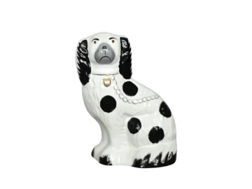 Ceramic Staffordshire Spaniel Mantle Dog mantelpiece figurine, England, 1950s