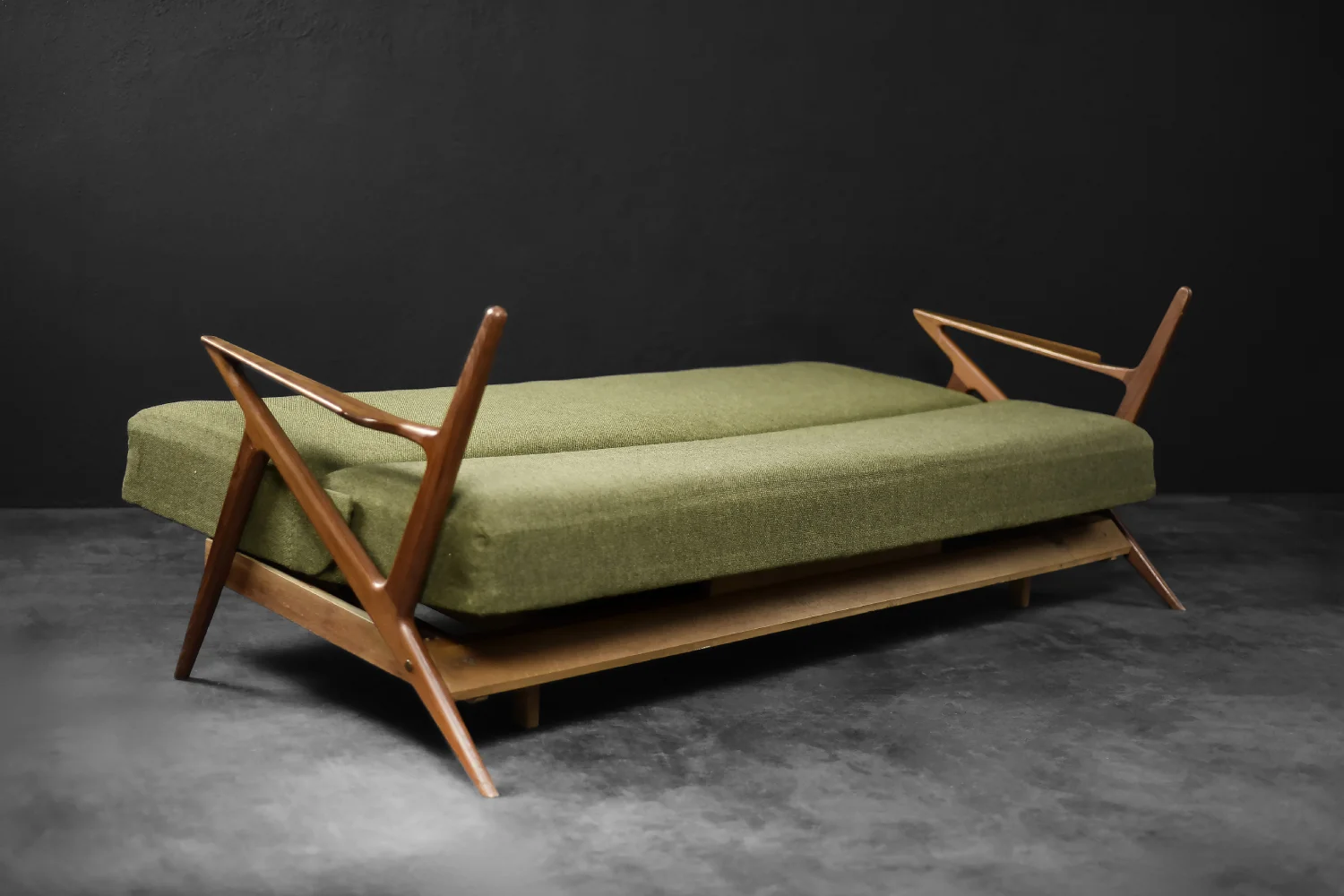 Rozkładana trzyosobowa Z Sofa, proj. Poul Jensen dla Selig Furniture, Dania, lata 50