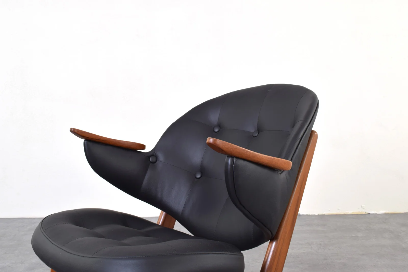 Model 33 armchair designed by Carl Edward Matthes, Denmark, 1950s