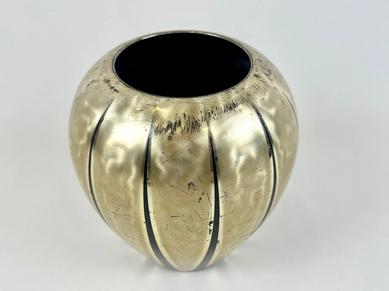 Metalowy wazon typ Ikora, WMF, Niemcy, lata 50