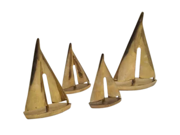 Set of 4 brass sailboats, 1960s/70s