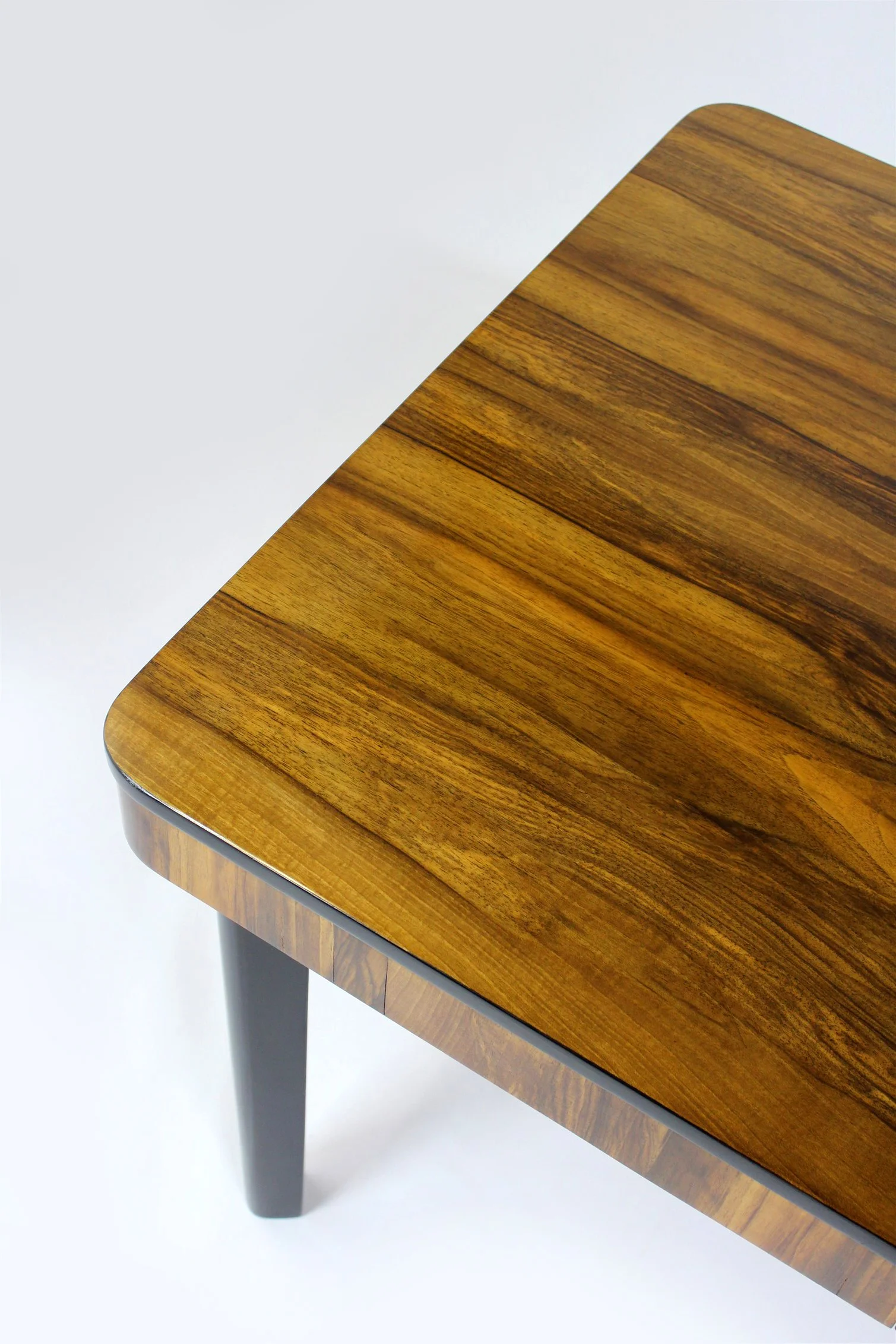 Extendable dining table, designed by Jindřich Halabala, Czechoslovakia, 1940s