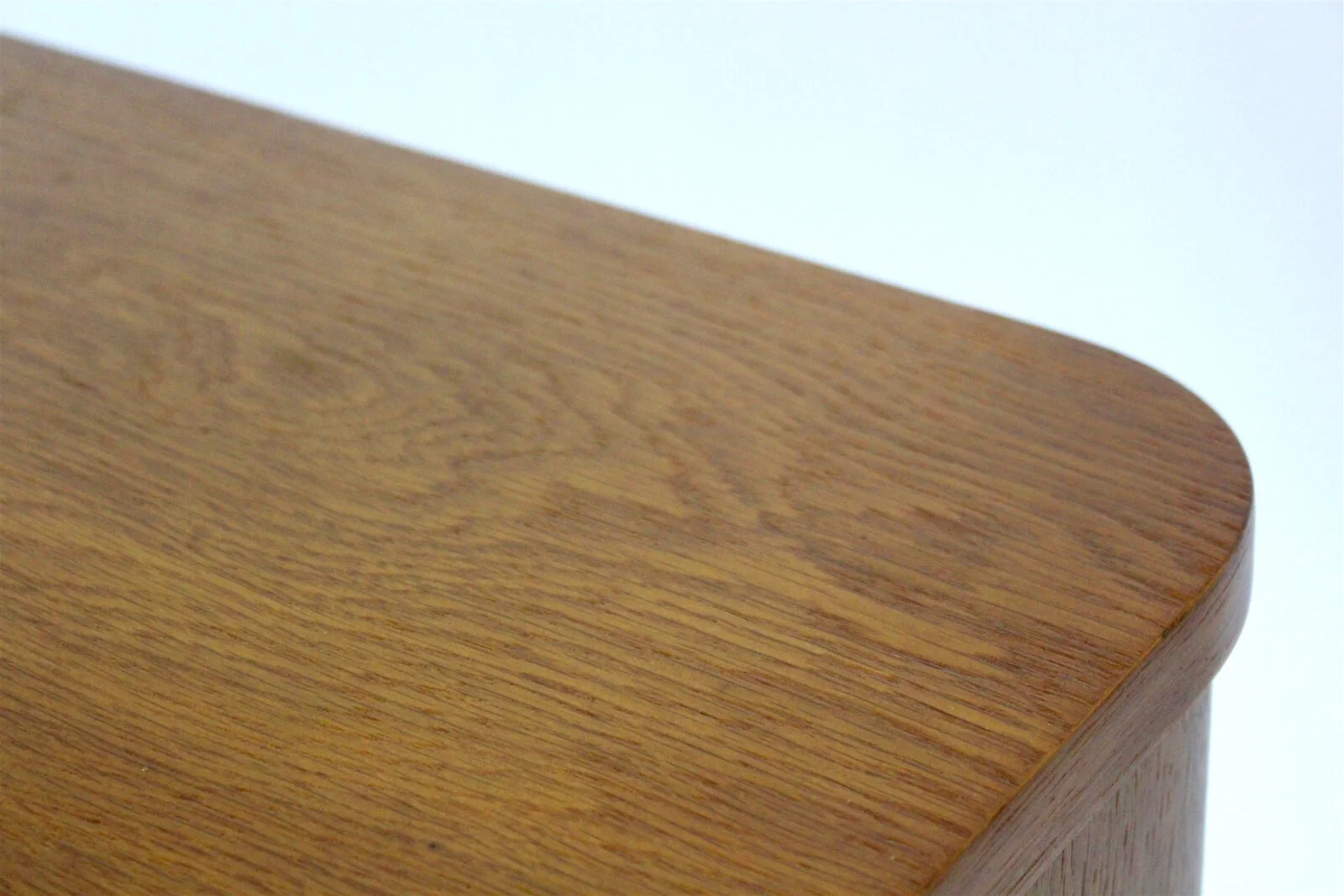 Extendable oak table, designed by Jindrich Halabala, Czechoslovakia, 1950s