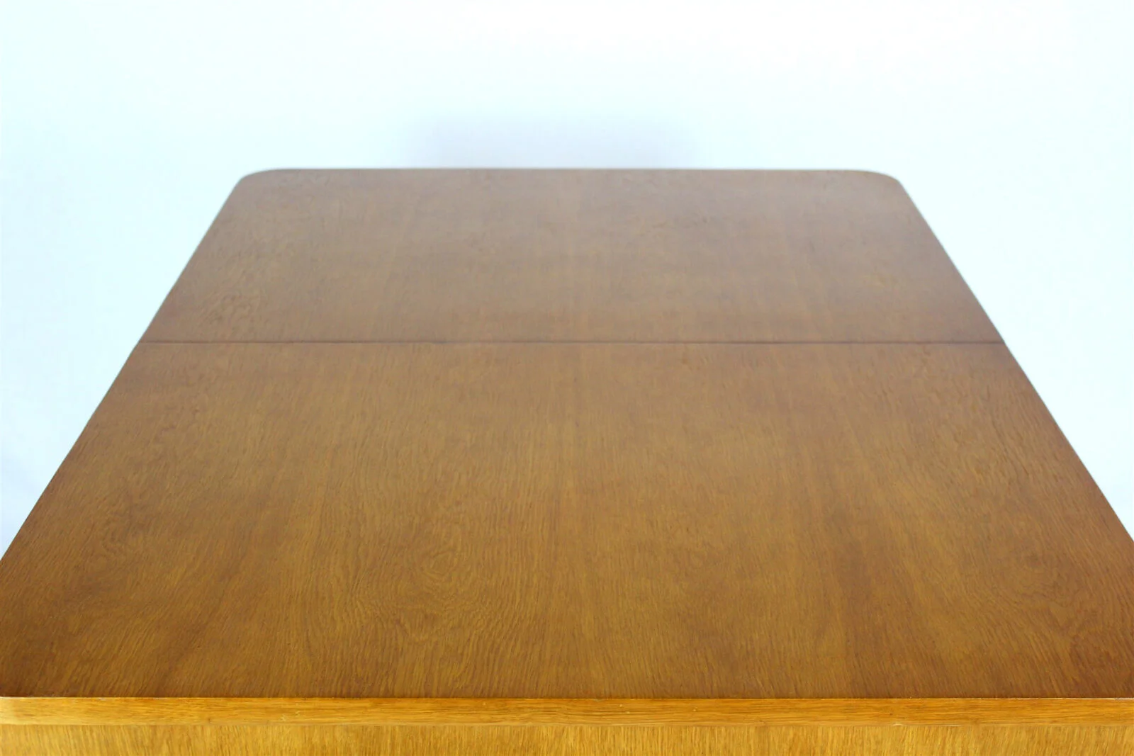 Extendable oak table, designed by Jindrich Halabala, Czechoslovakia, 1950s