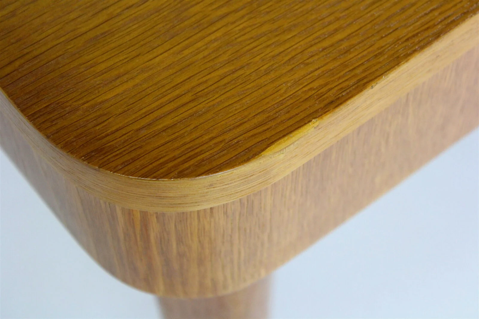 Extendable oak table, designed by Jindrich Halabala, Czechoslovakia, 1950s