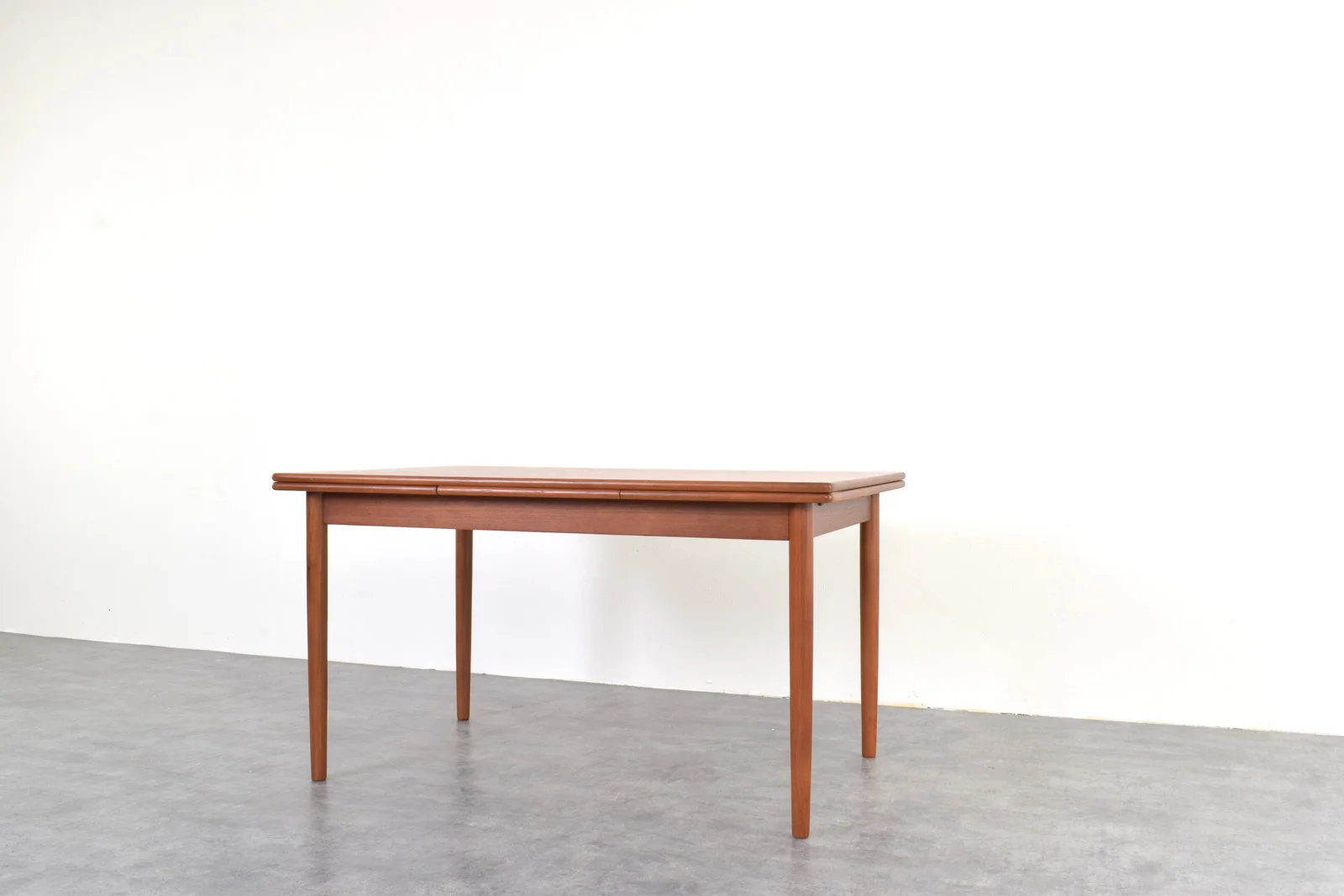 Extendable teak table by Rogenstrup Möbelfabrik, Denmark, 1960s