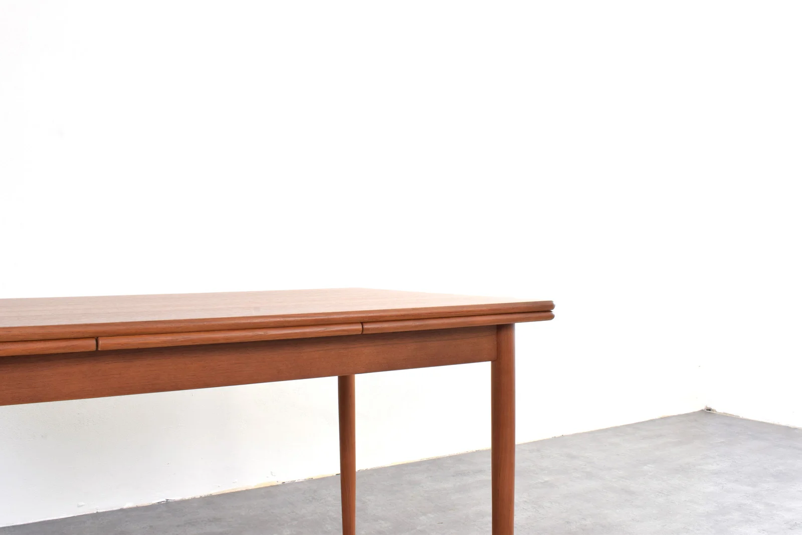 Extendable teak table by Rogenstrup Möbelfabrik, Denmark, 1960s