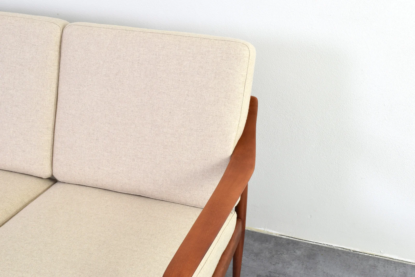 Vintage teak sofa, Knoll Antimott, Germany, 1960s