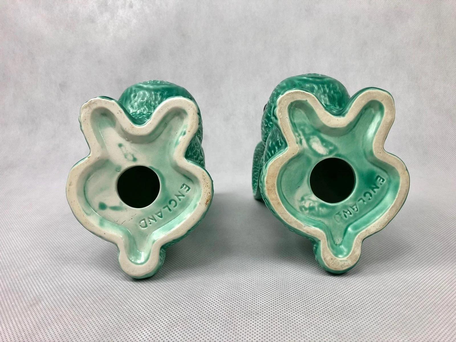 Pair of porcelain rabbit figurines no. 1028, SylvaC, England, 1950s