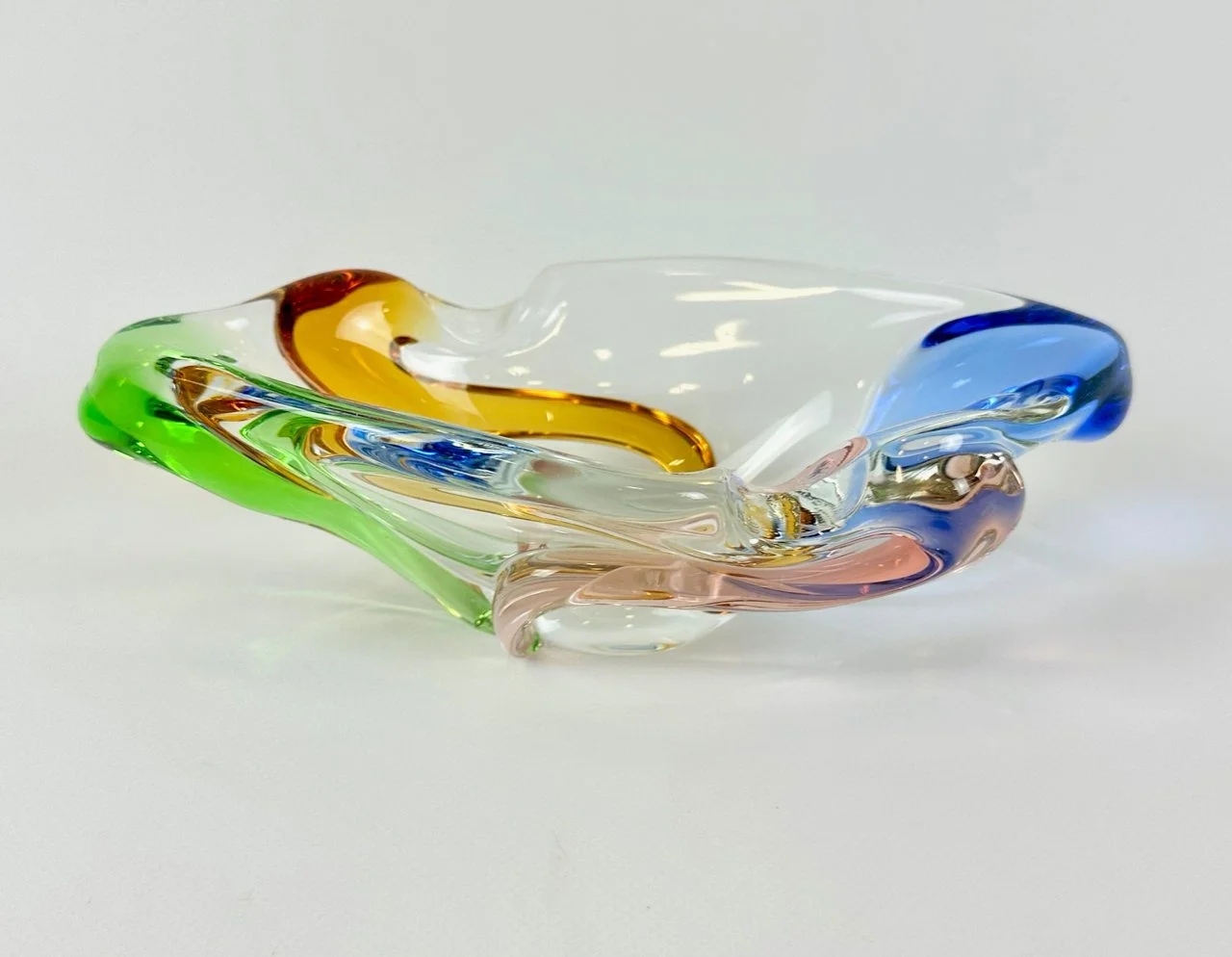 Glass ashtray "Rhapsody" designed by Frantisek Zemek, Sklárna Mstišov, Czechoslovakia, 1960s