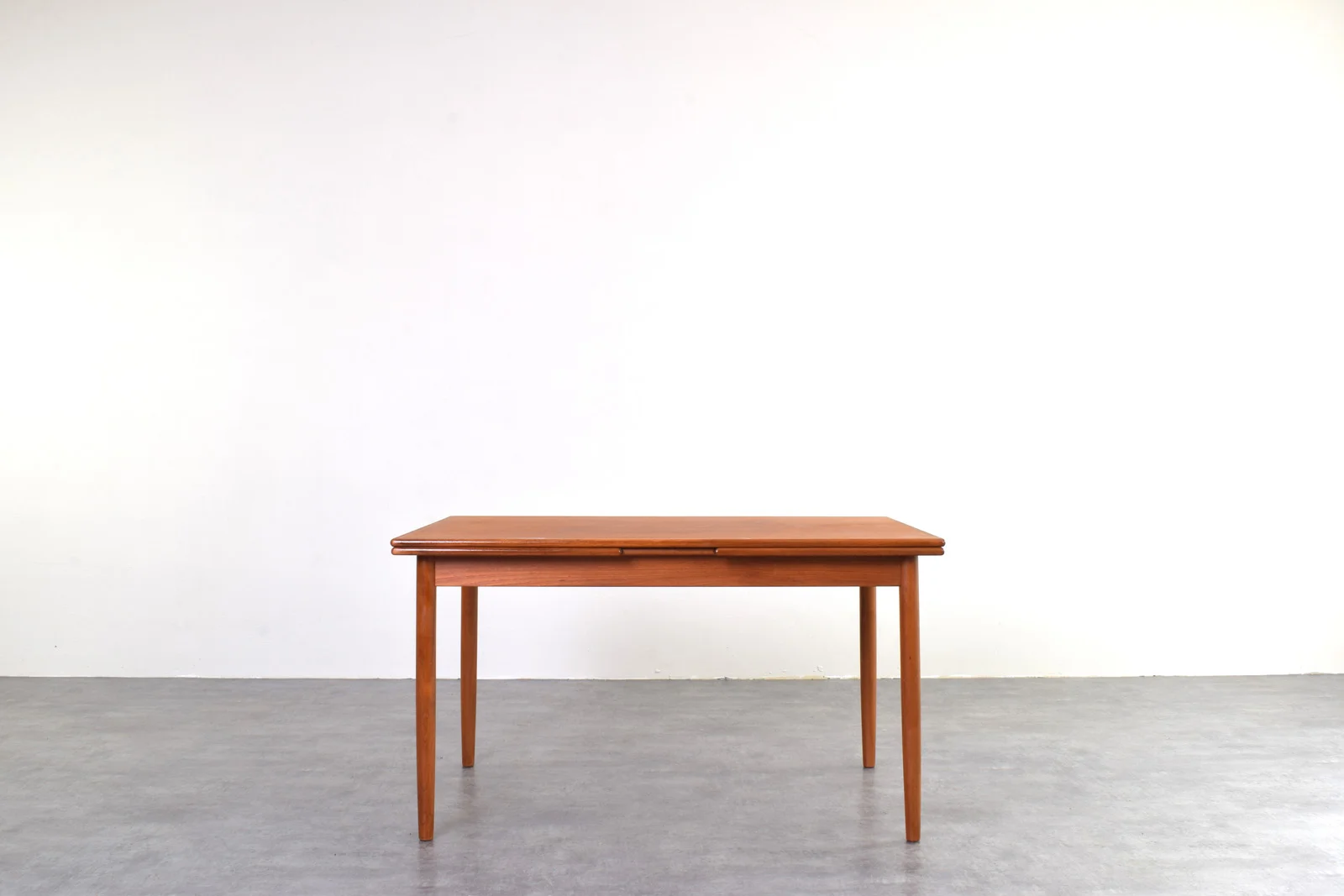 Extendable teak table, Denmark, 1960s