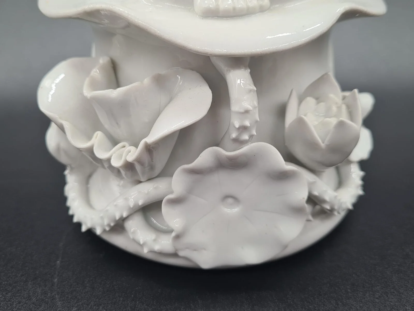 Porcelain Guanyin Figurine, China, 1960s/70s