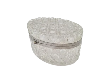 Crystal glass box, USA, 1900s.