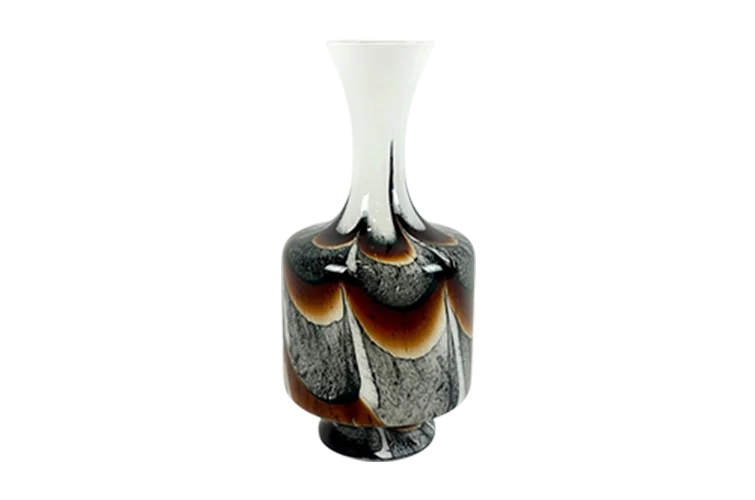 Vase made of opal glass, designed by Carlo Moretti, Murano, Italy, 1970s