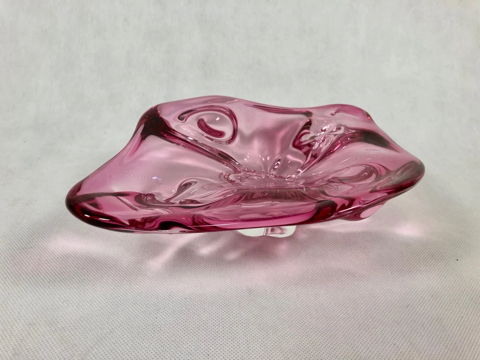 Szklana patera, proj. Josef Hospodka, Chřibská Glassworks, Czechosłowacja, lata 60
