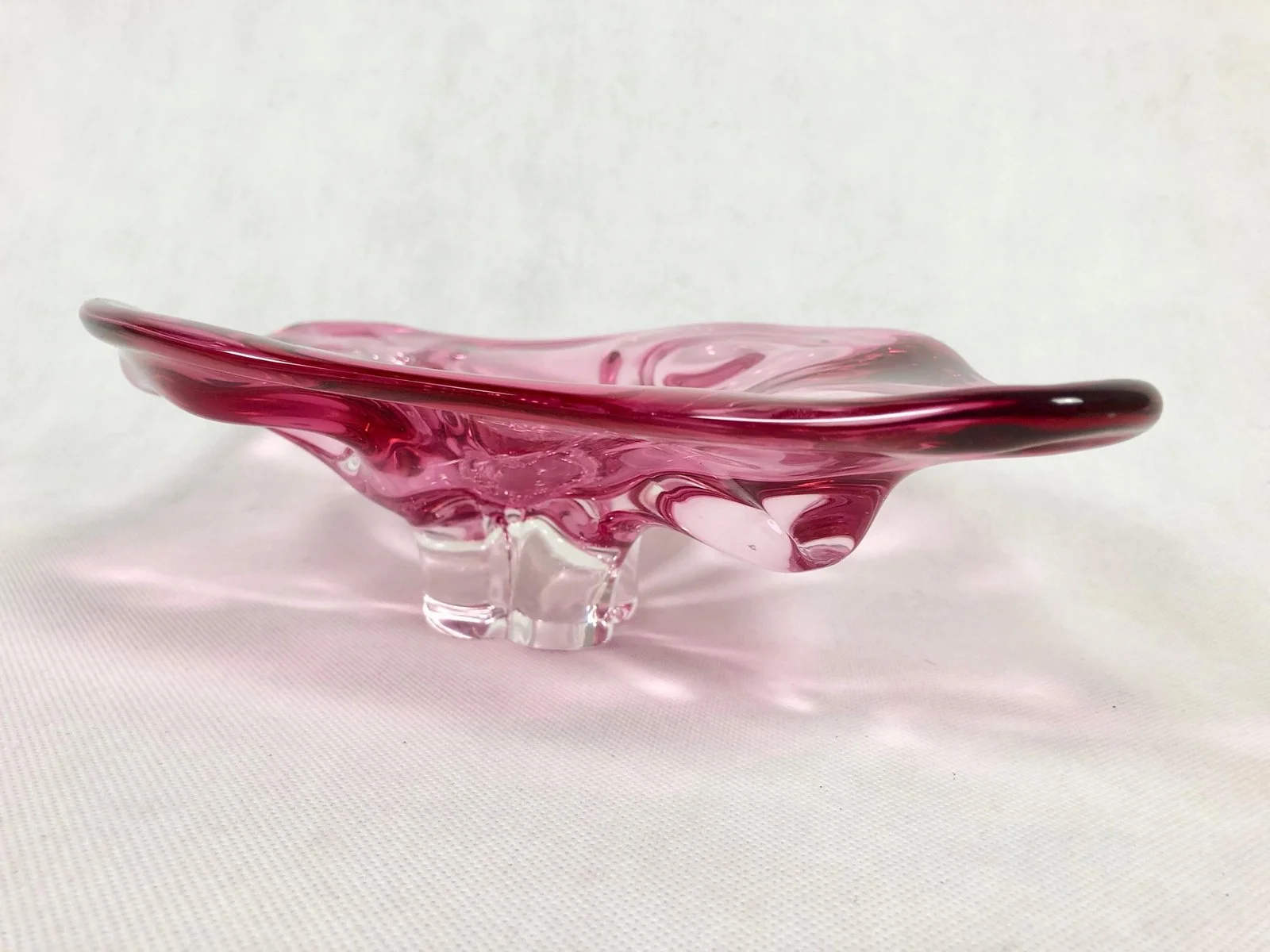 Szklana patera, proj. Josef Hospodka, Chřibská Glassworks, Czechosłowacja, lata 60