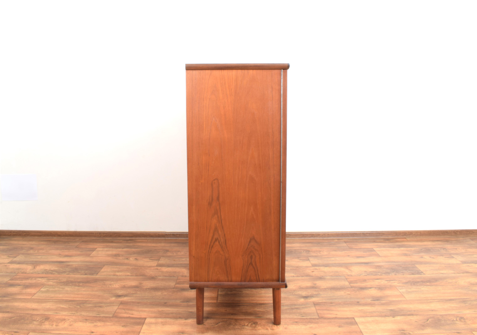 Highboard skandynawski, tek, Dania, lata 60