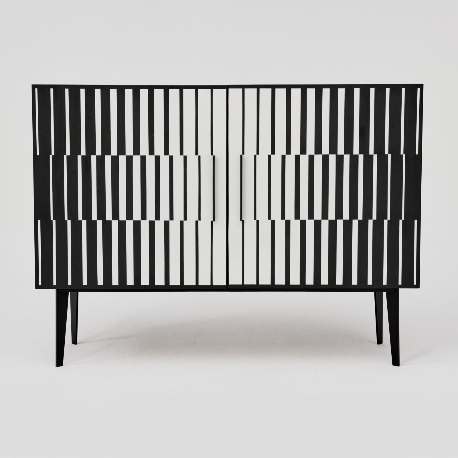 Komoda vintage, z malaturą Op-Art, Polska, lata 70