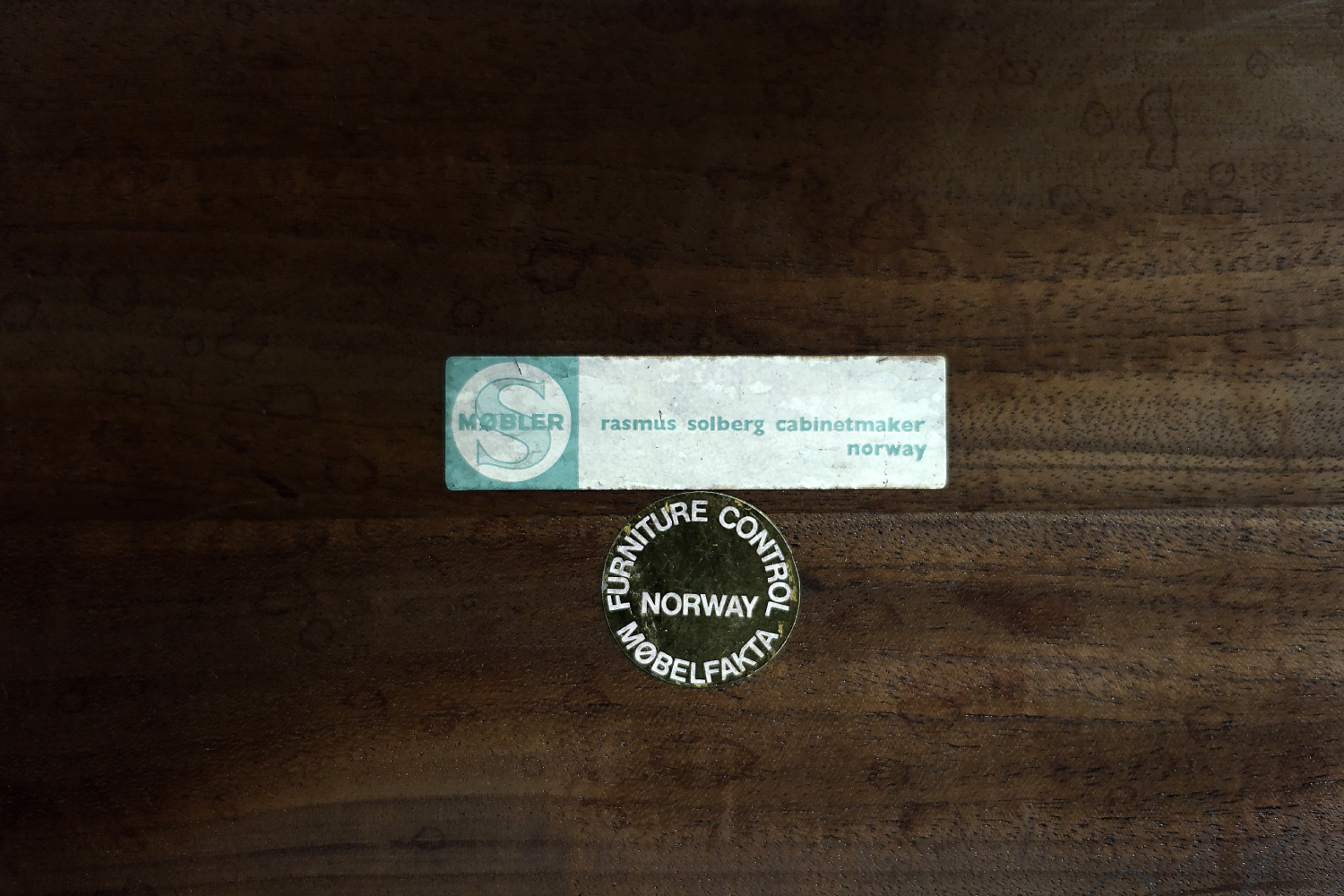 Stolik kawowy palisandrowy, proj. Rasmus Solberg, S Møbler, Norwegia, lata 60