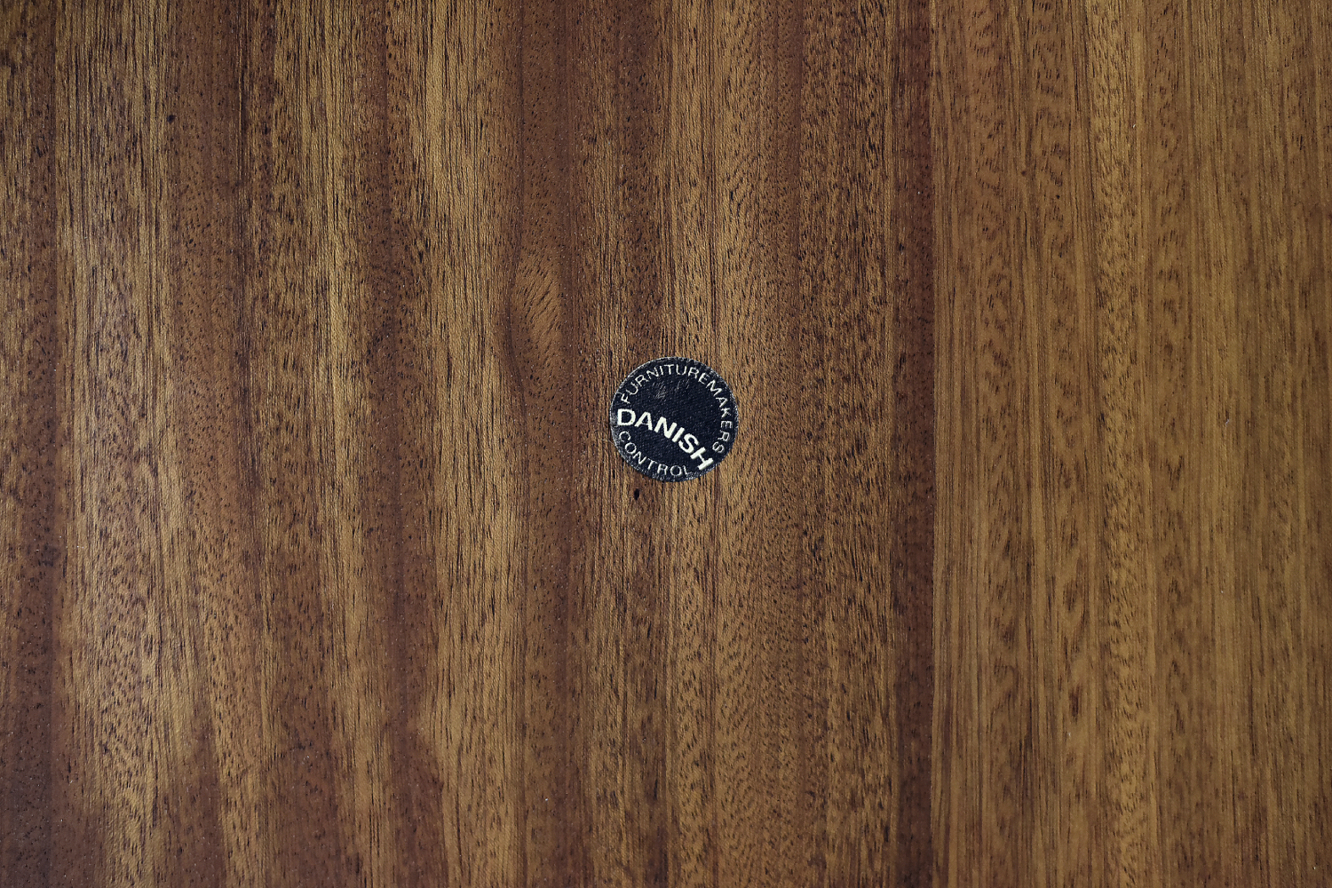 Stolik kawowy palisandrowy Capella, proj. Illum Wikkelsø, Niels Eilersen, Dania, lata 60