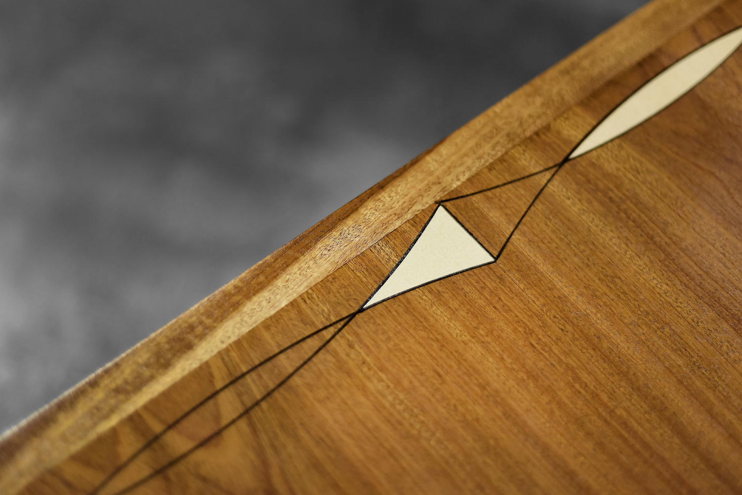 Stolik kawowy z malaturą, mahoń, proj. Ole Wanscher, PJ Møbelfabrik, Dania, lata 60