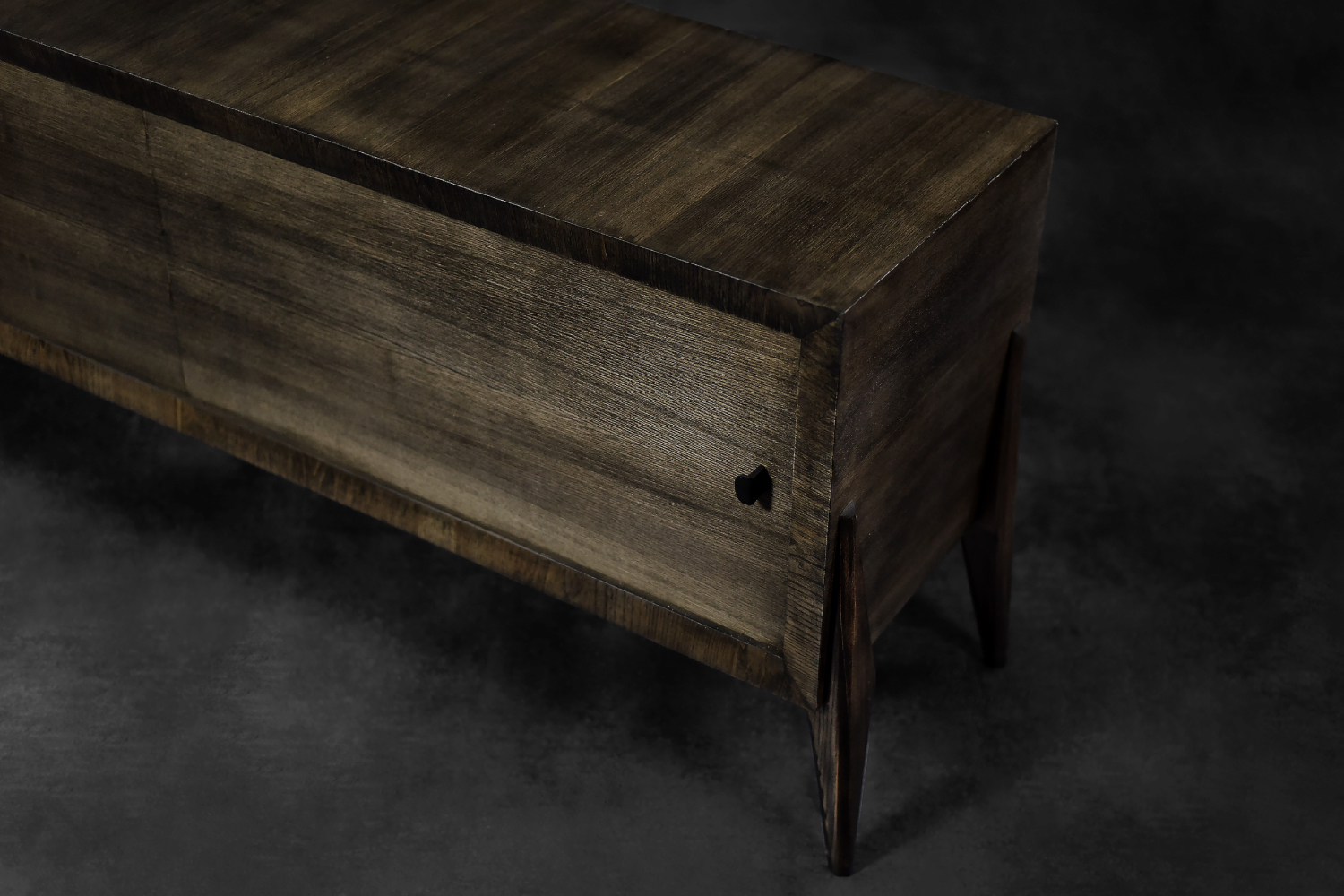 Sideboard z metalowymi uchwytami, jesion, Skandynawia, lata 60