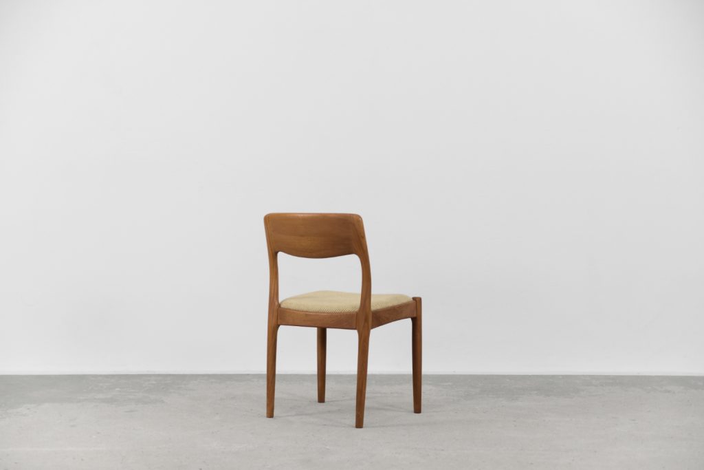 Krzesło tekowe, proj. Juul Kristensen, JK Denmark, Dania, lata 60