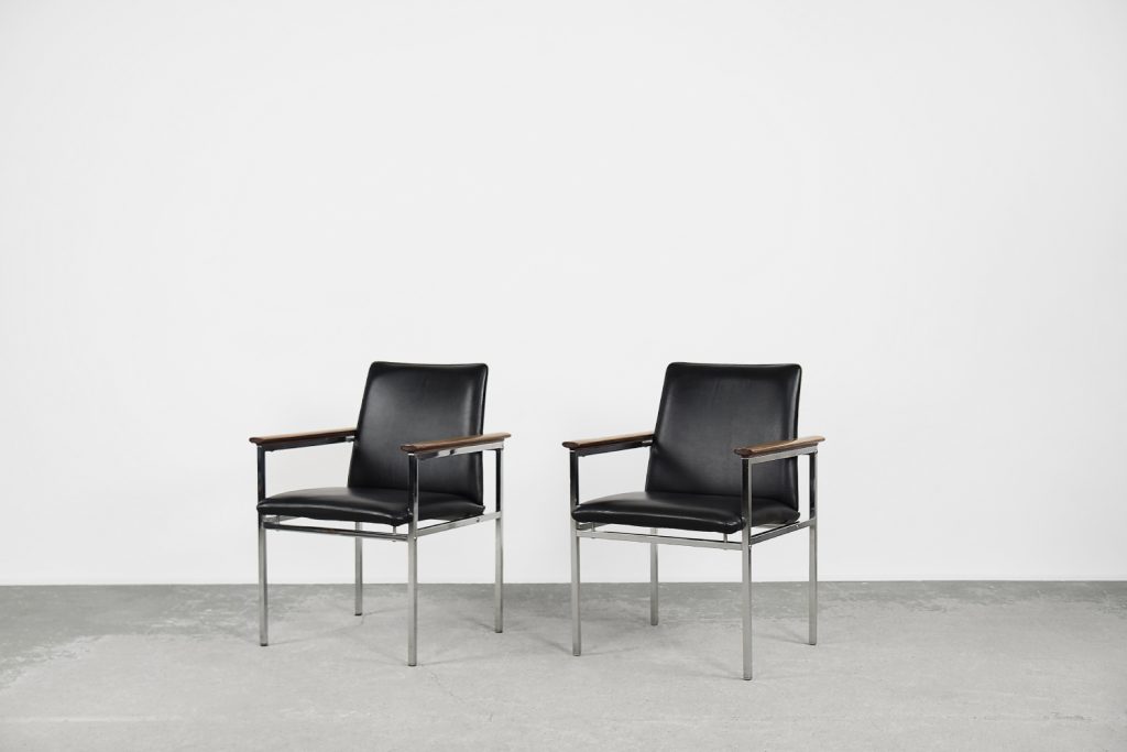 Para foteli proj. Sigvard Bernadotte, France & Søn, Dania, lata 60