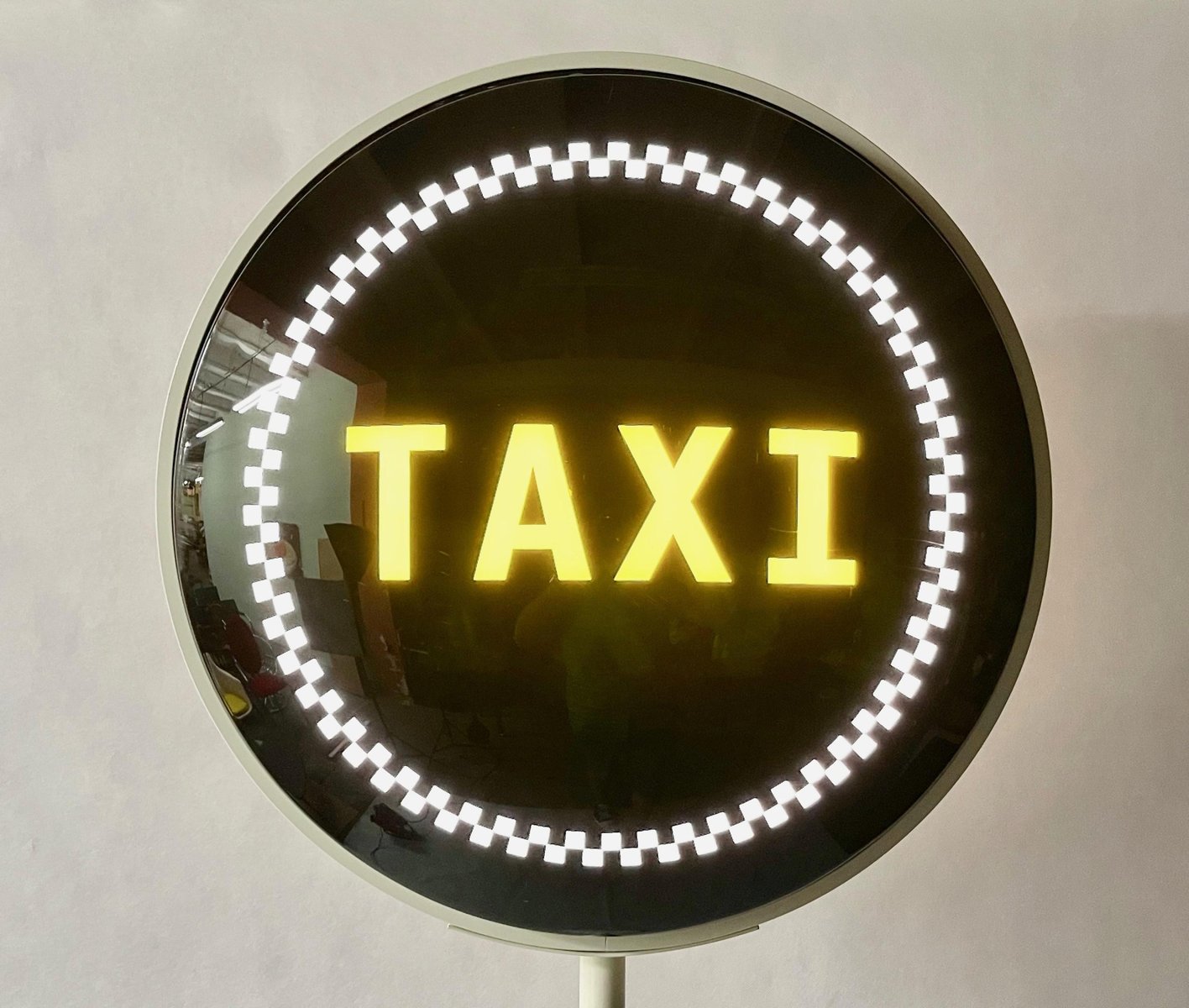 Lampa, duży znak TAXI, lata 90