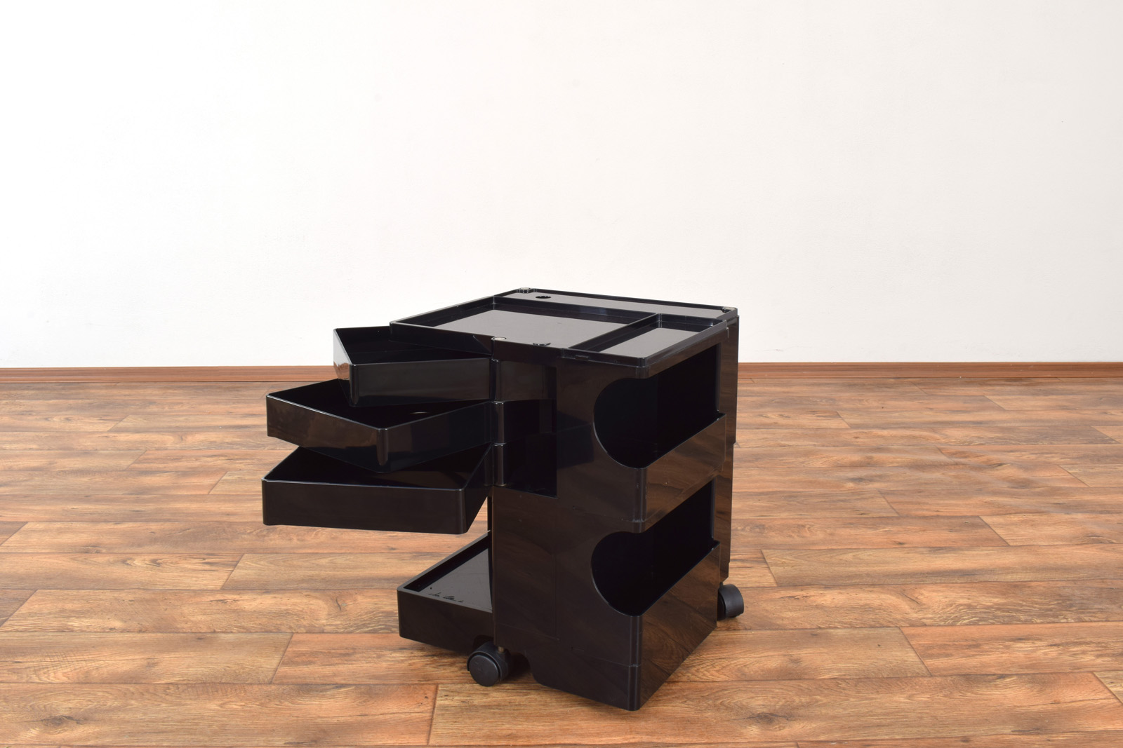 Boby trolley cabinet, designed by Joe Colombo, Bieffeplast Padova, Italy, 1970s